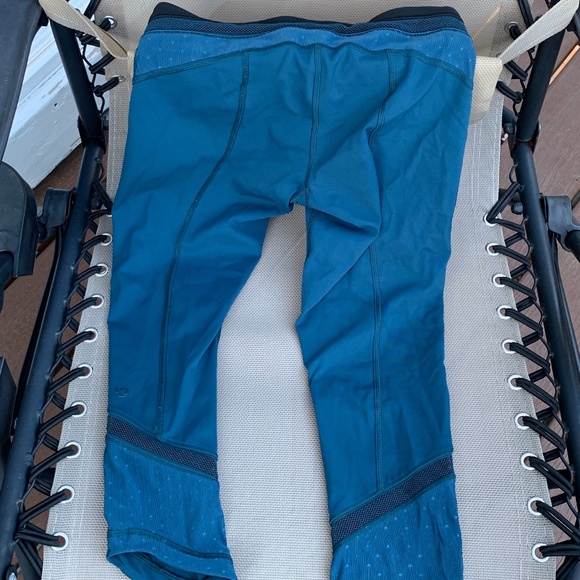Women’s lululemon size 2 leggings - Picture 1 of 1